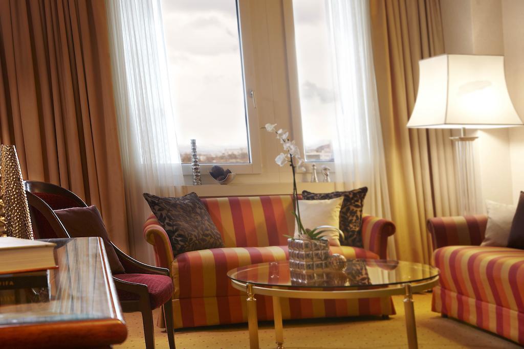 Renaissance Zurich Hotel Opfikon-Glattbrugg Værelse billede